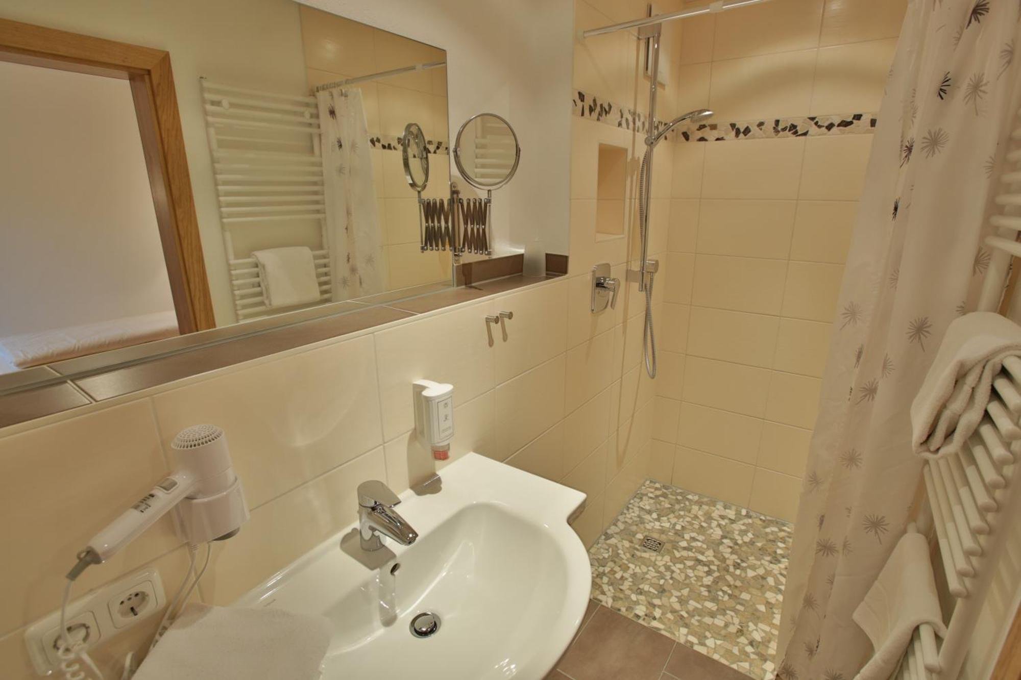 Pension Schweizerhaus Garni Weyarn Rom bilde
